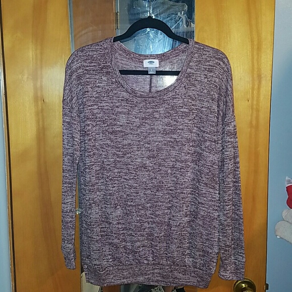 Soft maroon light-weight sweater, size Small! NWOT