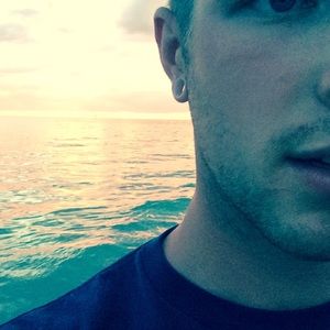 Meet your Posher, Ethan