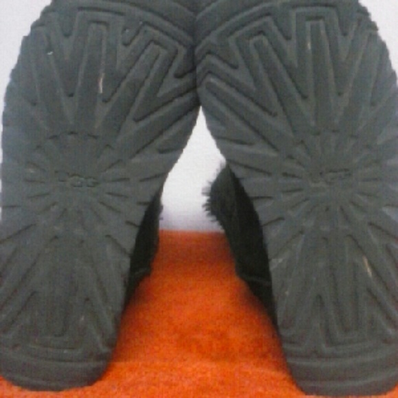 Woman's uggs size 7 new - Picture 2 of 2
