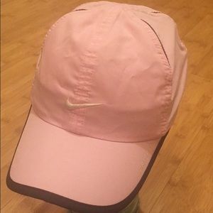 Nike Dri-Fit Hat Light Pink