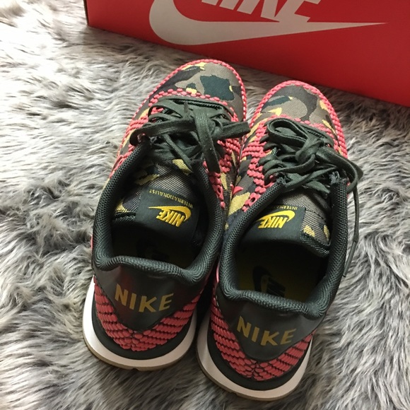 ⚡️FLASH SALE⚡️ Nike Internationalist JCRD PRM - Picture 3 of 4