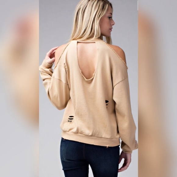 🎀Shredded Cold Shoulder Sweater in Wine! - Picture 4 of 4