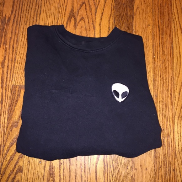 Brandy Melville Alien Cropped Sweater