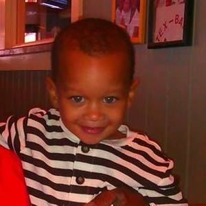 Meet your Posher, Lenora