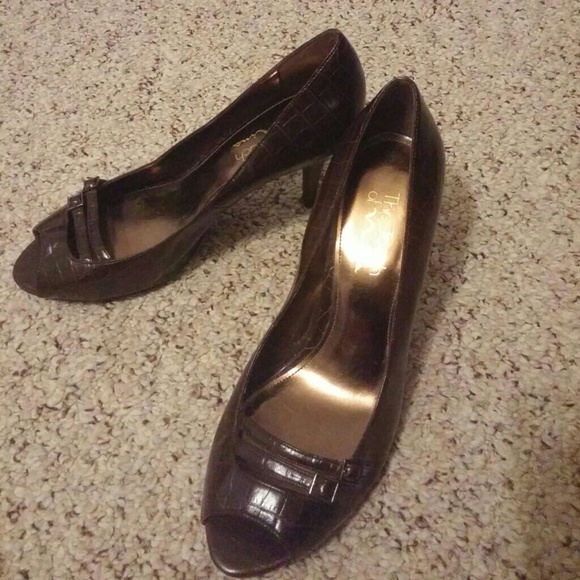 The Touch of Nina High Heel Shoes