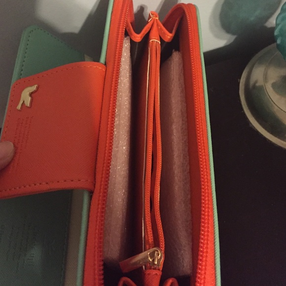 Wallet - Picture 3 of 4