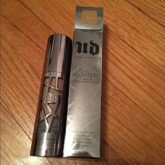 Urban decay foundation shade 7.75