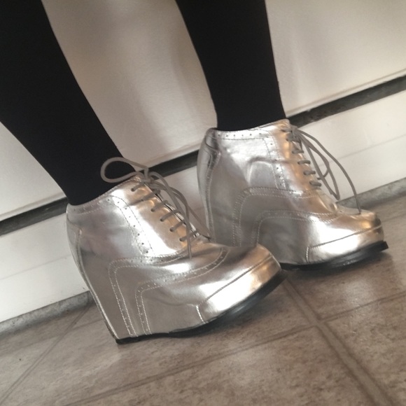 Jeffrey Campbell Patent Silver Bootie