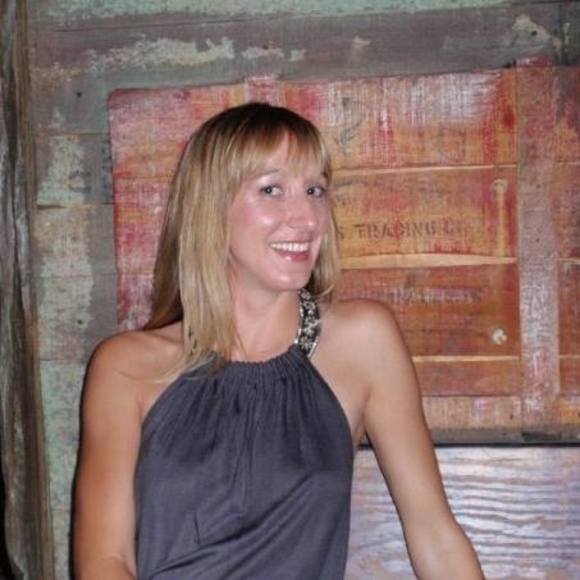 Meet your Posher, Holly