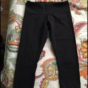 Lululemon cropped leggings