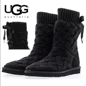 Black Isla Ugg II - size 9