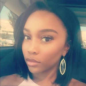 Meet your Posher, Tory