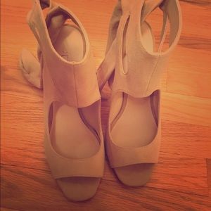 Zara nude heel size 8