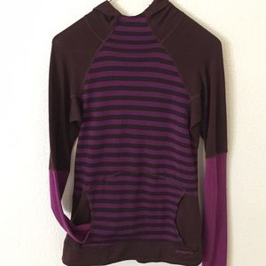 Patagonia merino wool hoodie / base layer