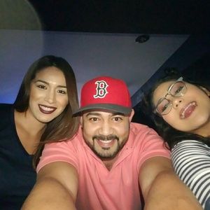 Meet your Posher, Adrian