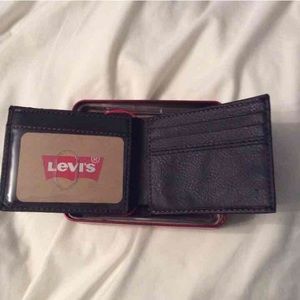 Mens Levi bi fold wallet