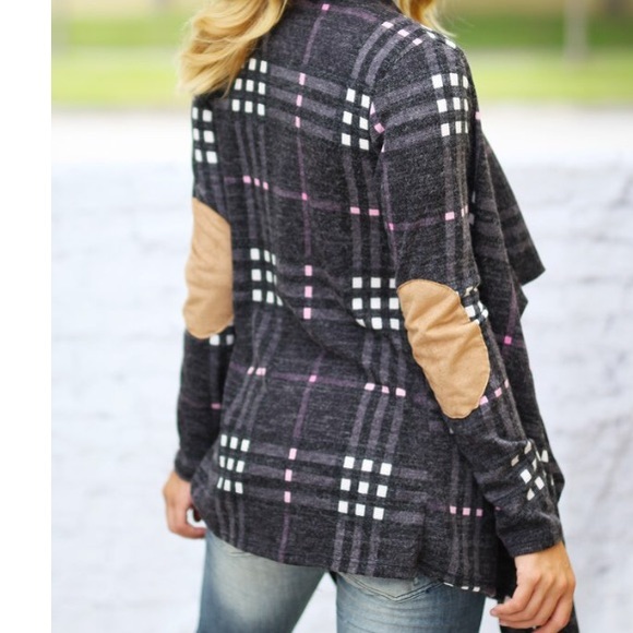 Last One ! Fabulous Plaid Cardigan - Picture 3 of 4