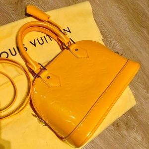 Louis Vuitton - Alma BB