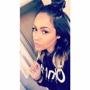 Meet your Posher, Gabriela