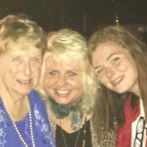 Meet your Posher, Lori