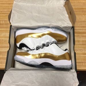 Jordan 11 Closing Ceremony DEADSTOCK size 11.