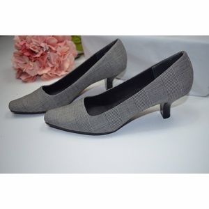 Aerosoles Grey Heels