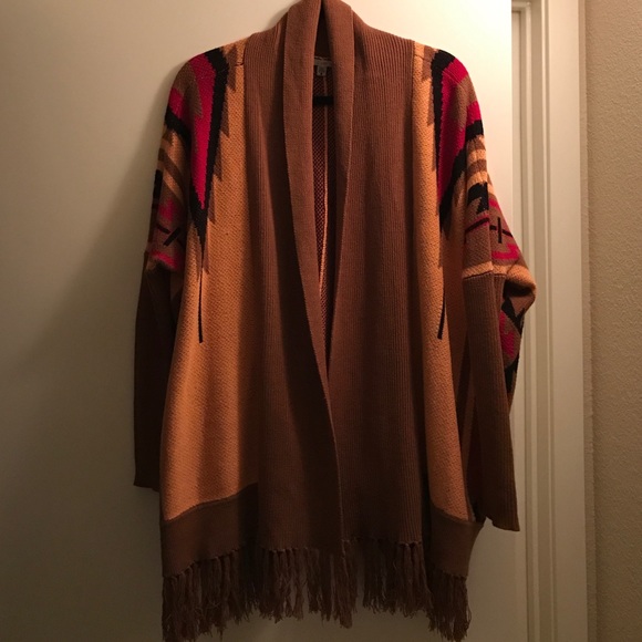 Ecote Sweater