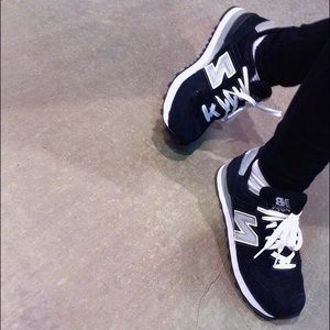 Black New Balances