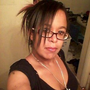 Meet your Posher, Niki