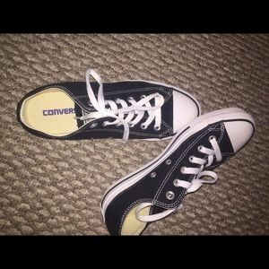 Black Converse