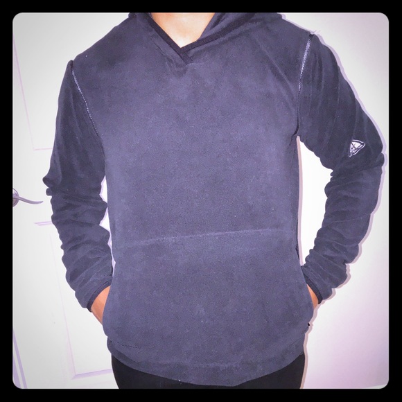 Nike fleece pullover.  Size M -Worn Only few x