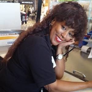 Meet your Posher, Dobora bokaye