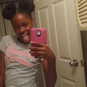 Meet your Posher, Destiny