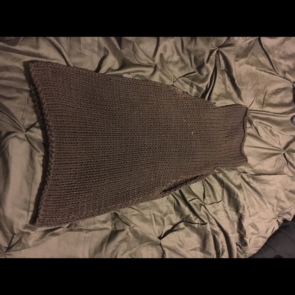 Turtle Neck Sleeveless Sweater BUNDLE