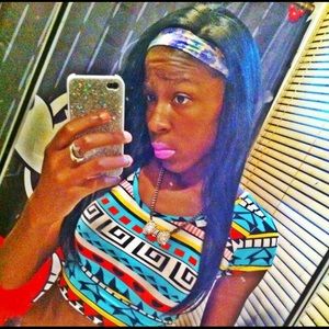 Meet your Posher, Rashana