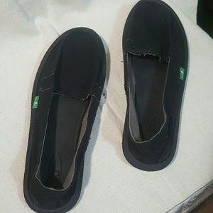 Sanuk slip ons