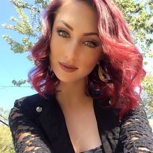 Meet your Posher, Daniella