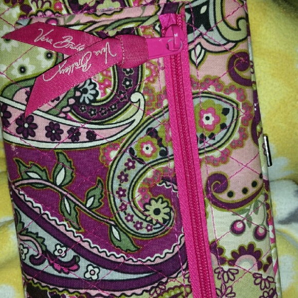 Vera Bradley wallet - Picture 2 of 3