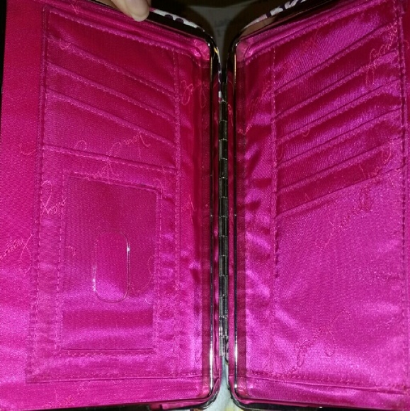 Vera Bradley wallet - Picture 3 of 3