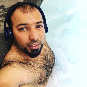 Meet your Posher, Husam