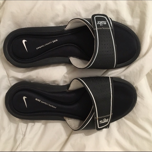 Nike slides