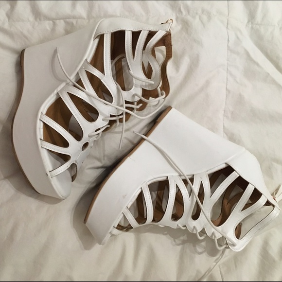 White wedges