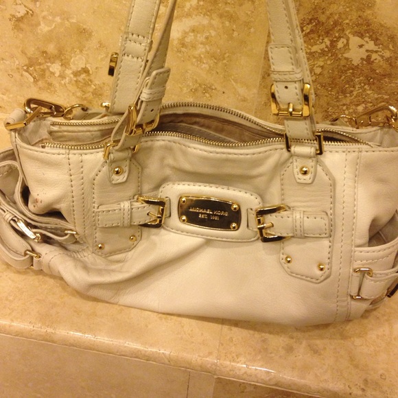 Micheal Kors cream leather handbag