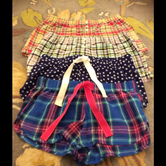 Pretty sleepwear bundle - Picture 2 of 4