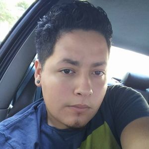 Meet your Posher, Carlos