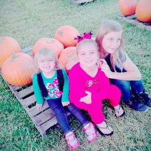 Meet your Posher, Virginia