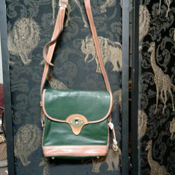Dooney & Bourke - Picture 1 of 4