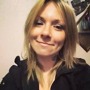 Meet your Posher, Crystal