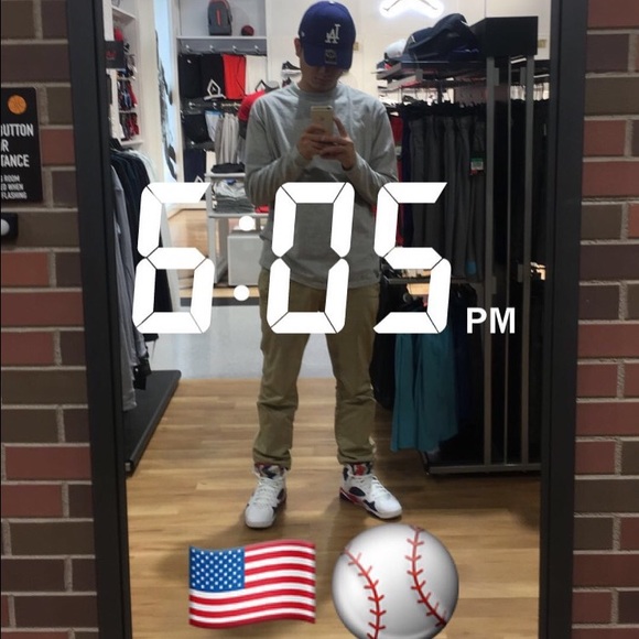 Meet your Posher, Axel - Picture 1 of 1