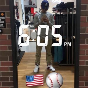 Meet your Posher, Axel